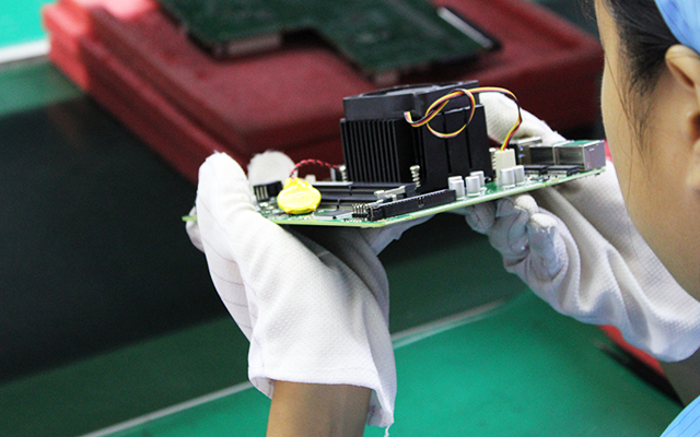 D3000M恒盛主板——强劲芯、多功能接口 D3000M恒盛主板——强劲芯、多功能接口